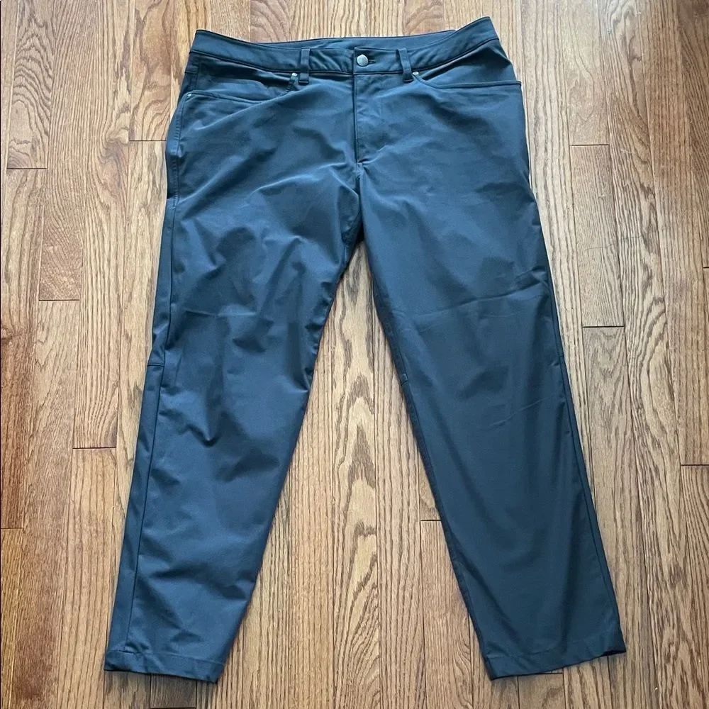 Lululemon Men’s ABC Straight Leg Pants Gray Sz 33